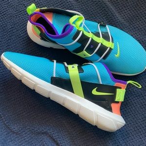 Size 10.5 Mens Nike Vortak